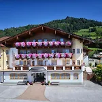 - Florian Sankt Johann im Pongau