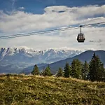 - Florian Hotel apartamentowy Sankt Johann im Pongau