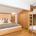 Appart hôtel - Florian 3*