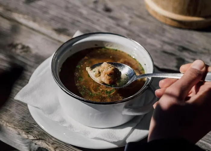 - Florian Sankt Johann im Pongau